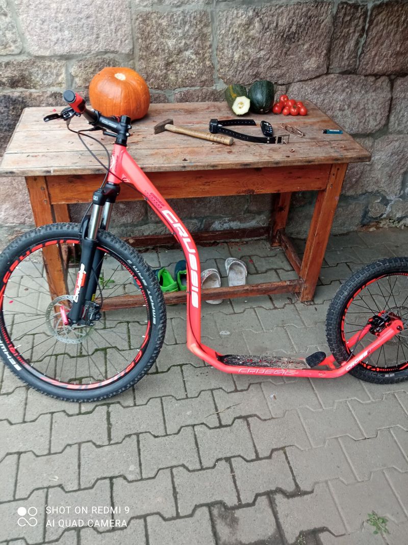 Koloběžka crussis