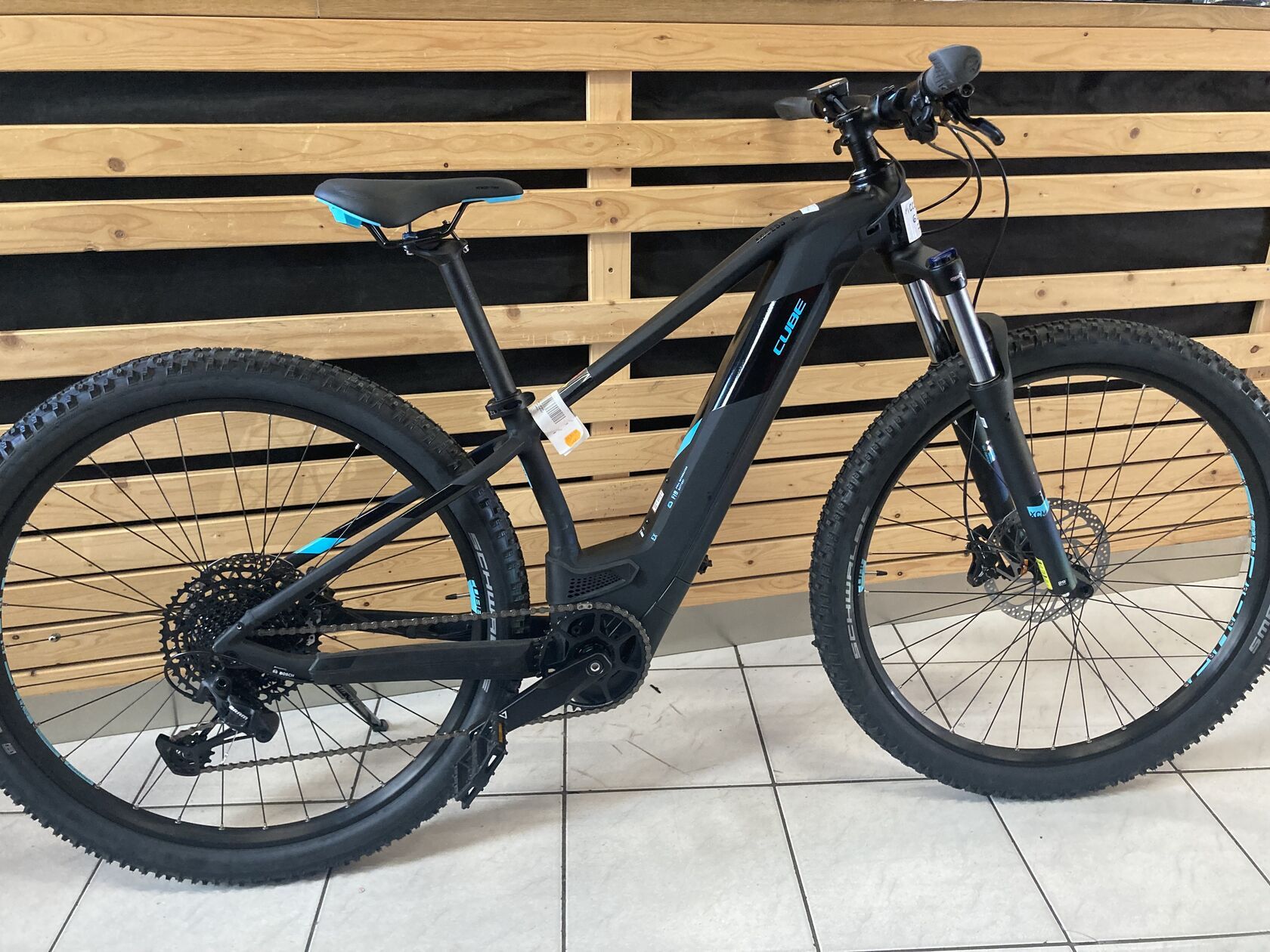 cube access hybrid exc 625