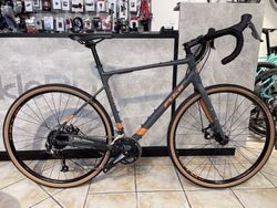 Gravel Fuji Jari 2.5 vel. 57 cm