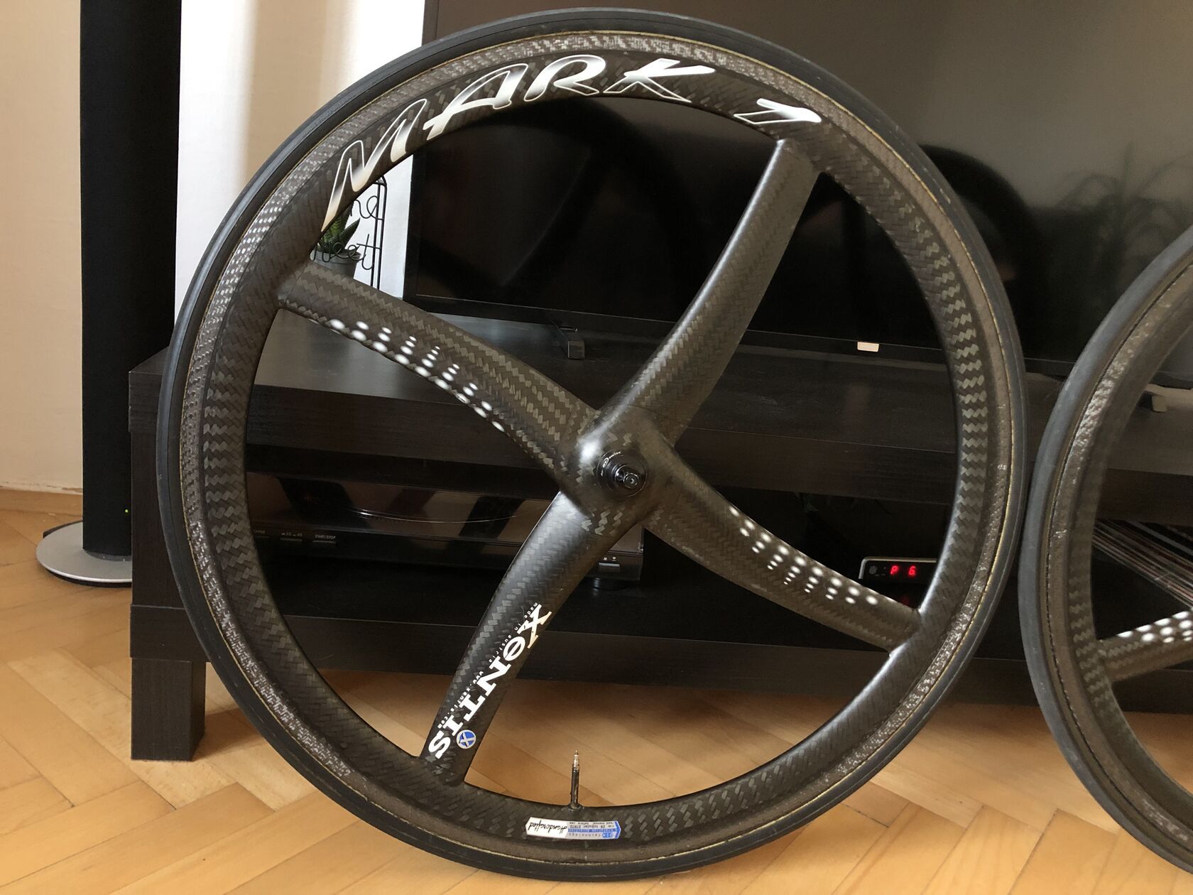 注目 Xentis mark1 Tubular ゼンティス ホイール前後セット 中古