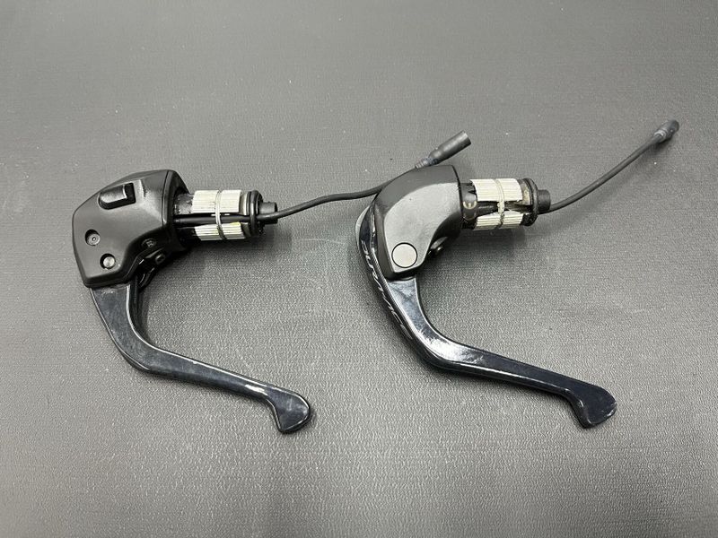 Di2 brzdové páky Shimano DuraAce ST-R9160