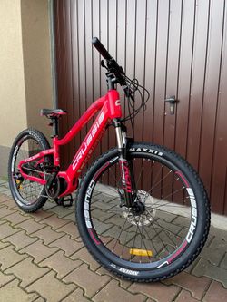 Prodám dívčí kolo Crussis, velikost 14", najeto 100km