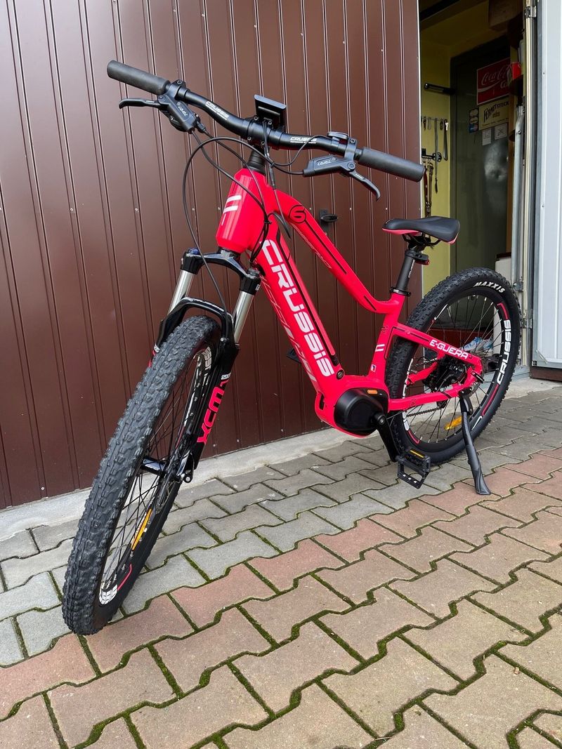 Prodám dívčí kolo Crussis, velikost 14", najeto 100km
