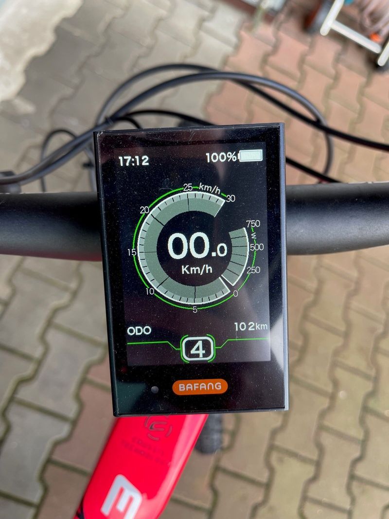 Prodám dívčí kolo Crussis, velikost 14", najeto 100km