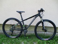 Nové 27,5" kolo na rámu Maxbike M507 15", Deore 2x10, vzduch. vidlice Suntour Raidon