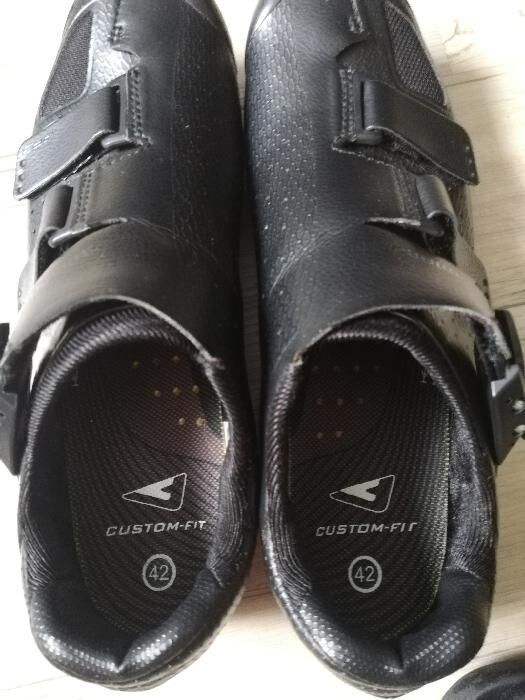 Silniční tretry SHIMANO SH-RP9L vel. 42