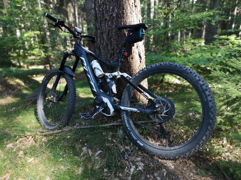 Celoodpružené kolo KTM Macina Kapoho 274