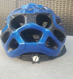 Uvex Supersonic helma mtb