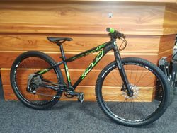 Dětský speciál SCUD 27,5" 1x11 Sram NX 10,8Kg