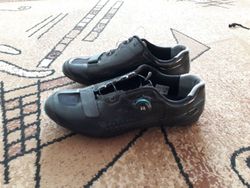 Prodám tretry Shimano XC7 WIDE