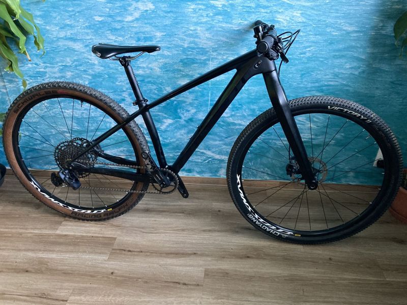 Amulet Big José GX/NX 29” Carbon