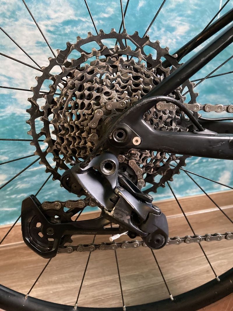 Amulet Big José GX/NX 29” Carbon