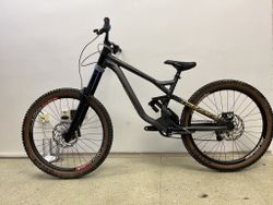 COMMENCAL SUPREME DH V3
