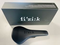 MTB sedlo Fizik Taiga Kium