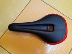 ERGON SEDLO SM PRO MEN RISKY RED M/L