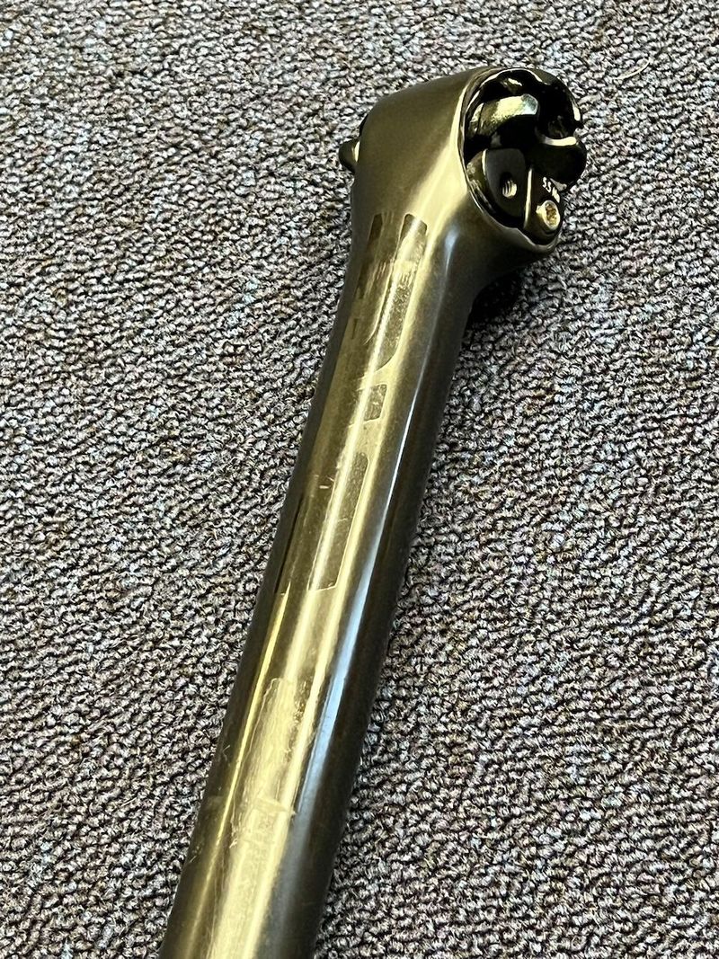 Enve 2 Bolt sedlovka 400mm 27,2mm 0mm offset
