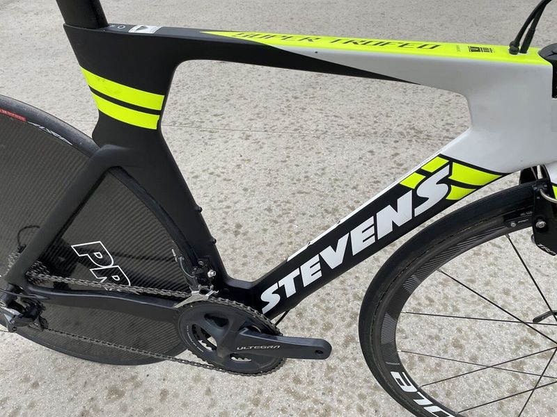 STEVENS SUPERTROFEO - časovkářský/triatlonový speciál - raketa v jízdě proti času - vel. rámu 54 cm