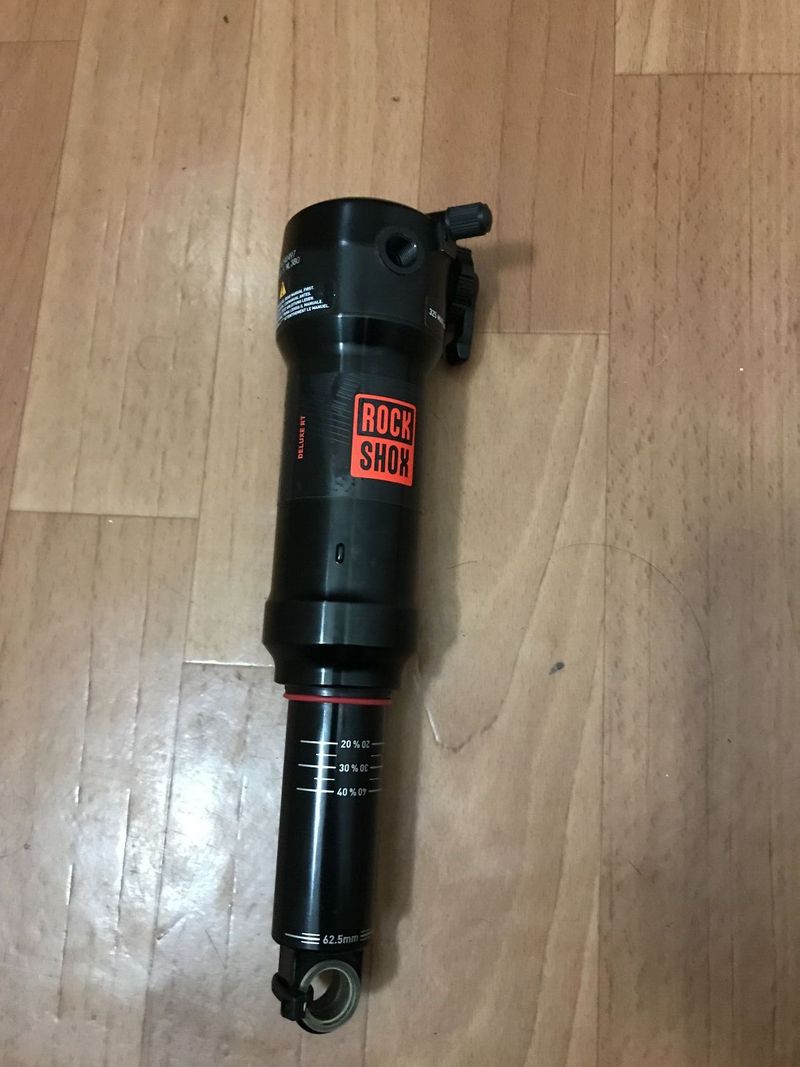 Prodám Rock Shox Deluxe RT 205/62.5
