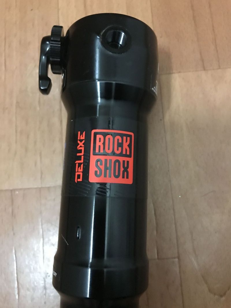 Prodám Rock Shox Deluxe RT 205/62.5