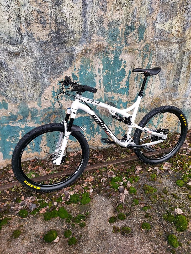 Celoodpružené kolo Author Patriot trail 3.0