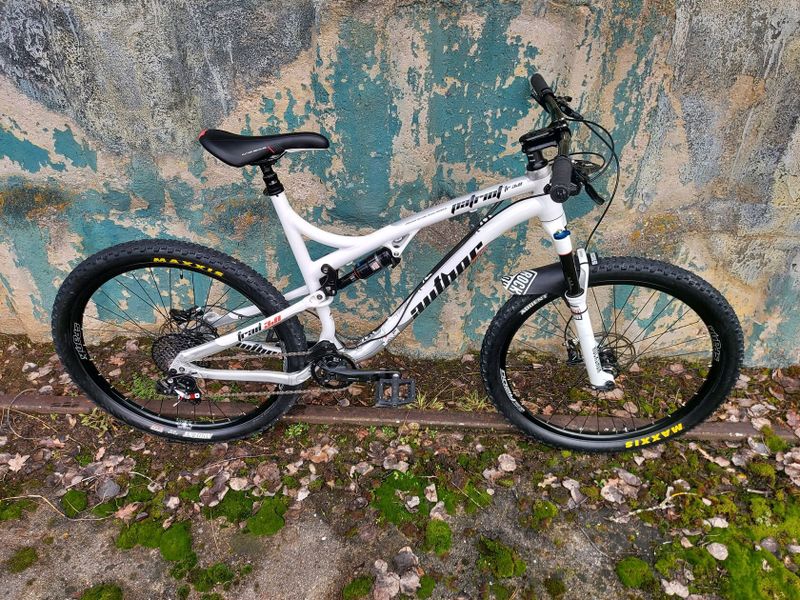 Celoodpružené kolo Author Patriot trail 3.0