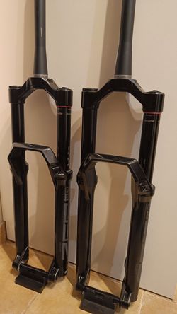 Rock Shox ZEB 29" 170mm