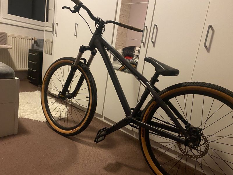 Kellys Whip 30 2020