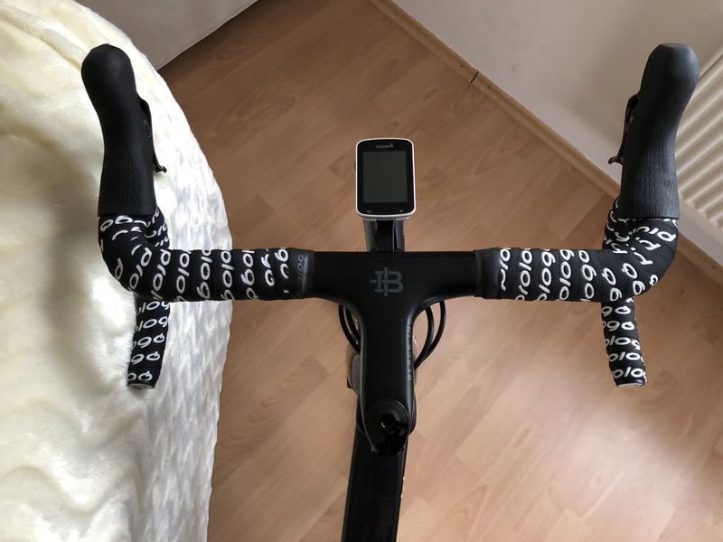 Integrovaná řidítka Black inc Carbon