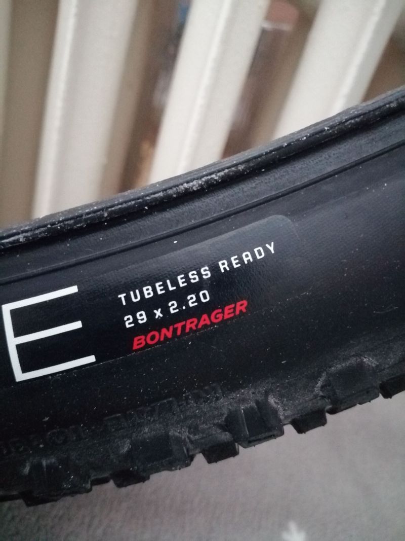 Bontrager Xr2 team 2,2 29 "