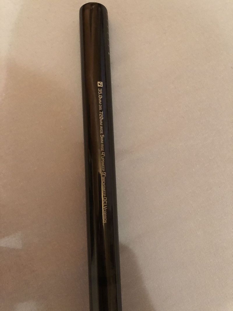 Karbonová řídítka Bontrager Kovee Pro 35 MTB - 720mm x 5mm