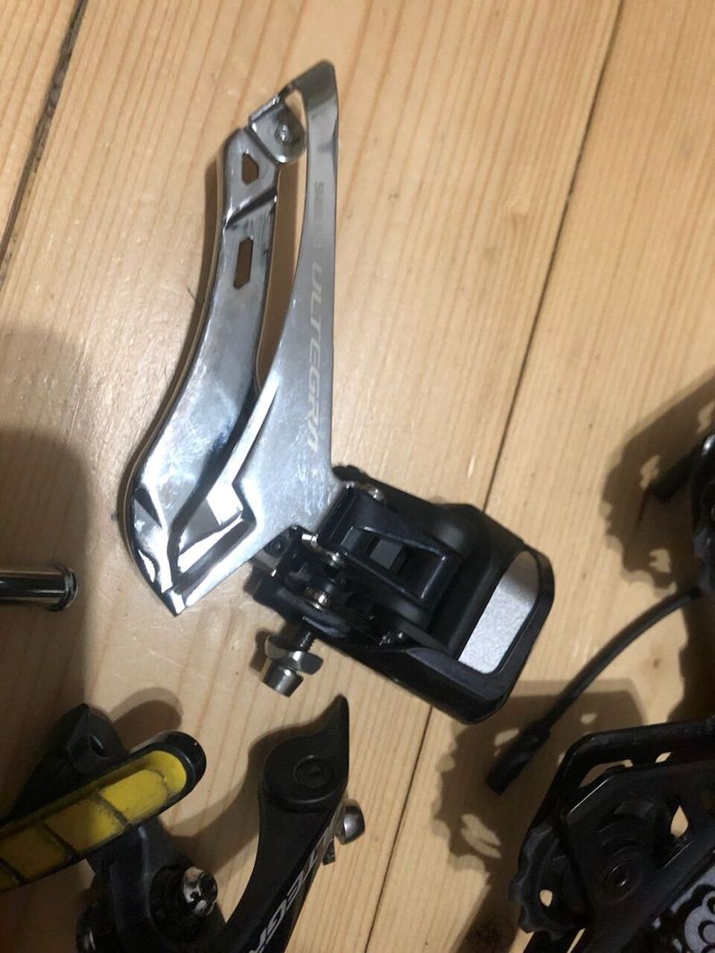 sada Shimano Ultegra Di2 2x11s mechanika, kompletní!