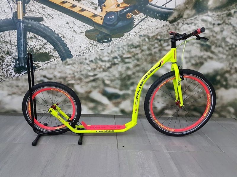 KOMISNÍ PRODEJ CRUSSIS URBAN
