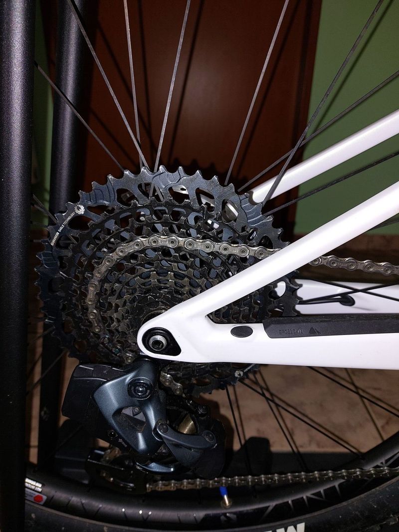 Horské kolo Canyon Lux CF SLX 9 LTD
