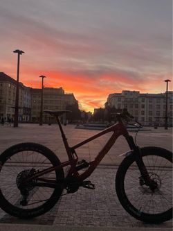 Santa Cruz Bronson C (2020) vel. L