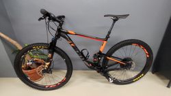 Celoodpružené kolo GIANT Anthem 29"