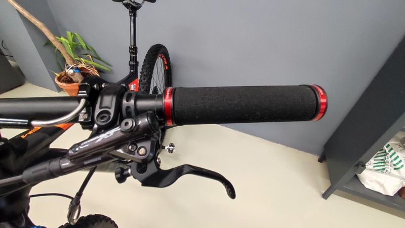 Celoodpružené kolo GIANT Anthem 29"