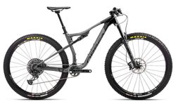 VÝPRODEJ! celoodpružené kolo 29" Orbea OIZ M20 TR 2022 (vel. M korálová, vel. S černá)