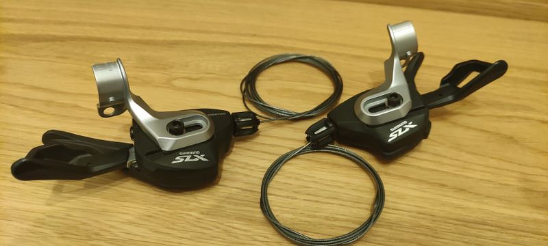 Řazení Shimano SLX právě a levé 11 sp