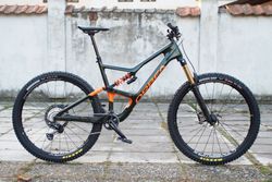 VÝPRODEJ! celoodpružené kolo 29" Orbea OCCAM M10 LT MyO 2022 (vel. XL, zeleno/oranžové)