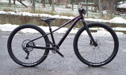 juniorské závodní kolo 27,5" Liv Tempt Ultralight 1x11 XT M8000 2023 (8,08 kg)