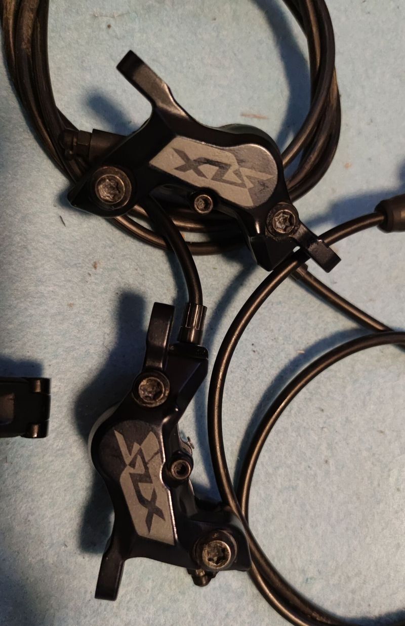Brzdy Shimano SLX BR-M7120,čtyřpístkové