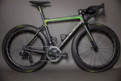 Nová rámová sada Colnago V3Rs DISC i ráfek (černo-zelená)
