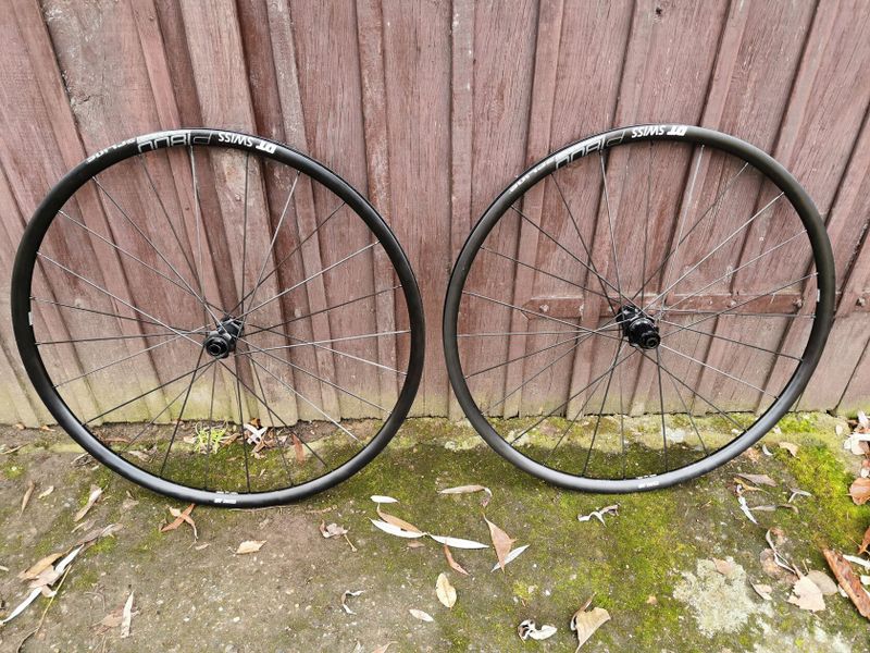 Zapletená kola DT Swiss P1800 Spline