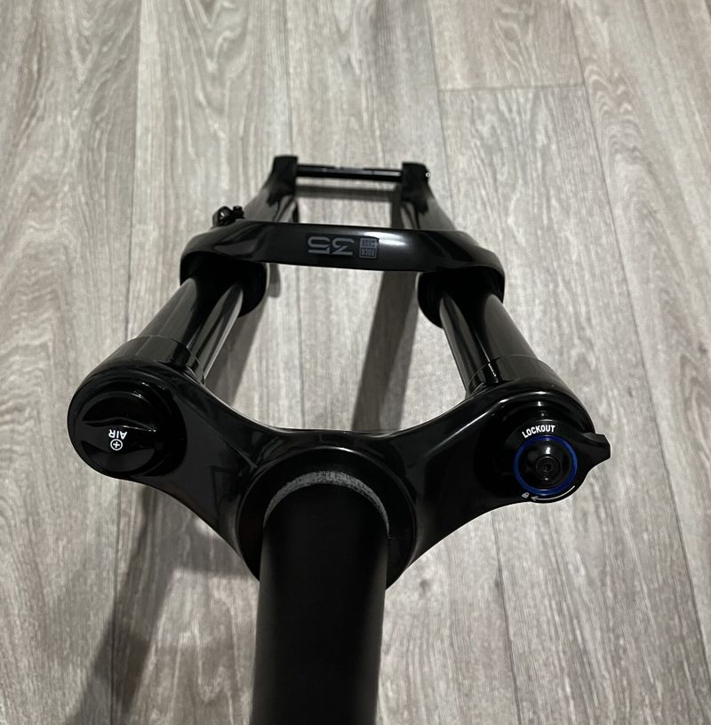 NOVÁ odpružená vidlice 29” RockShox 35 Silver TK - zdvih 160mm