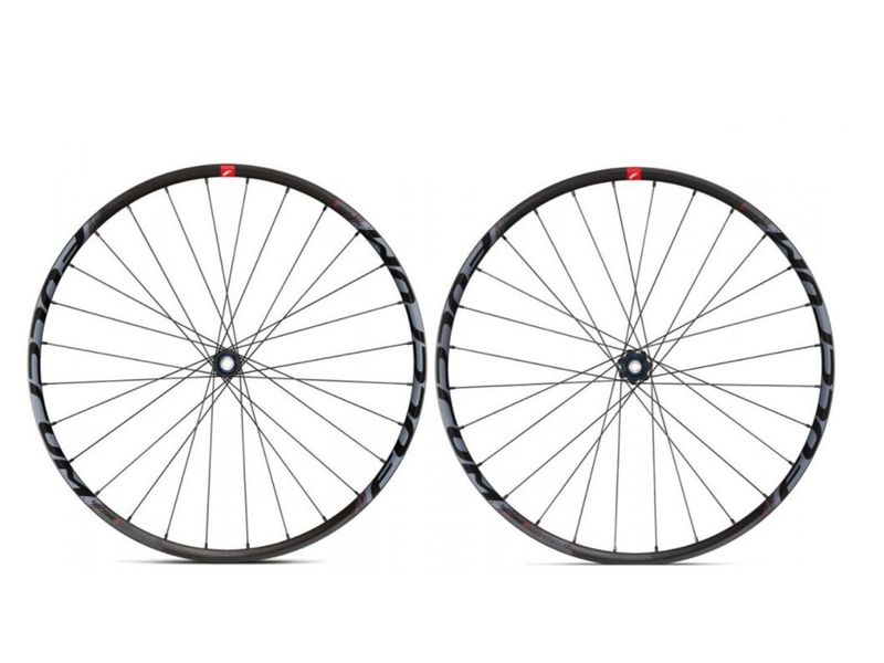NOVÁ MTB XC Zapletená kola 29″ Fulcrum RED ZONE 700 Disc CL boost 15×110/12×148 Micro Spline