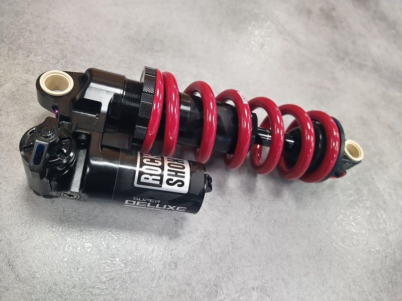Tlumič Super Deluxe Ultimate Coil RC2T - (210X52.5) NOVÝ