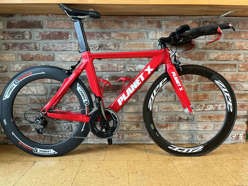 Planet X Stealth - SRAM a Zipp 404