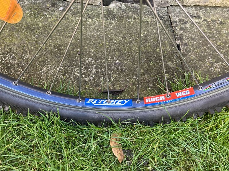 Prodám Retro MTB kolo MONGOOSE IBOC carbon 26“. Velikost asi L