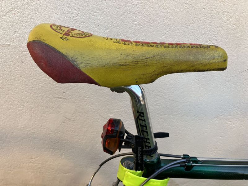 Prodám Retro MTB kolo MONGOOSE IBOC carbon 26“. Velikost asi L