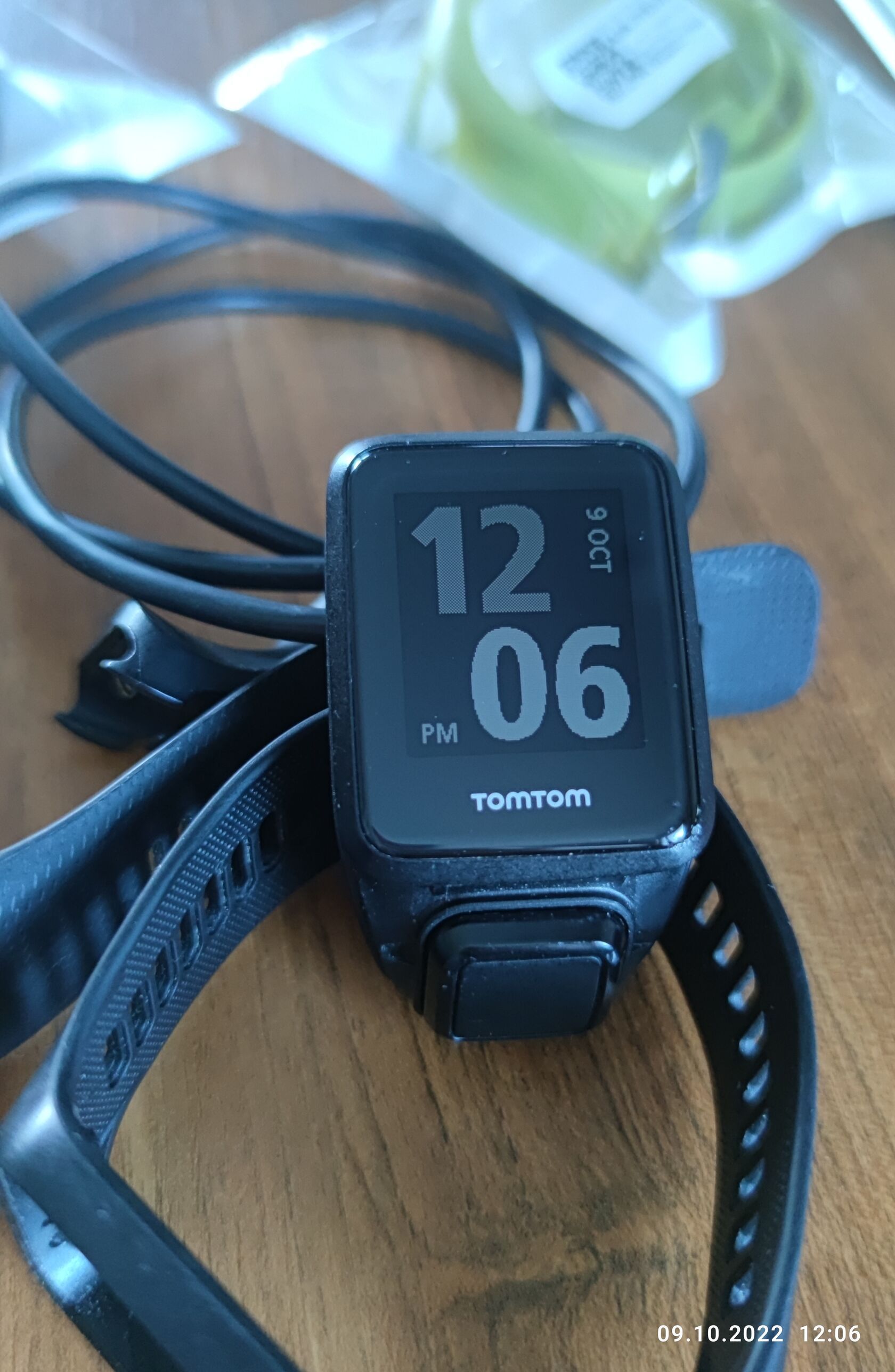 TomTom Spark 3 GPS za 900 K Cyklobazar.cz